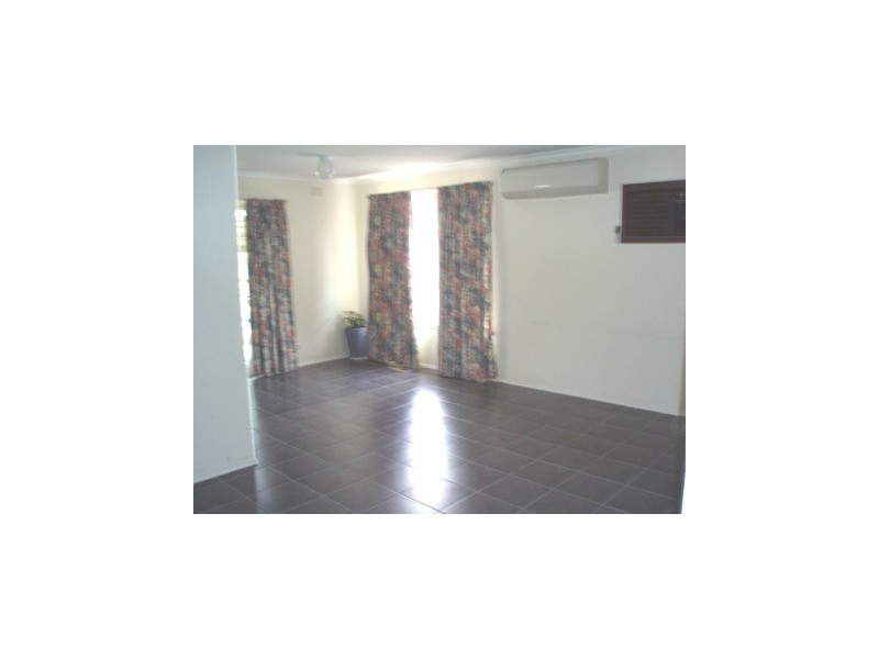 10 Nicholas Street, Keysborough VIC 3173