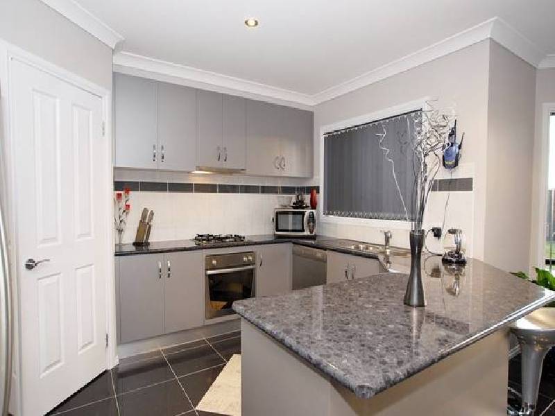 13 Teeside Way, Keysborough VIC 3173