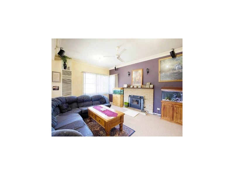 37 Ellt Crescent, Noble Park VIC 3174