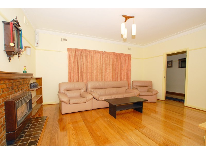 3 Elray Avenue, Dandenong VIC 3175