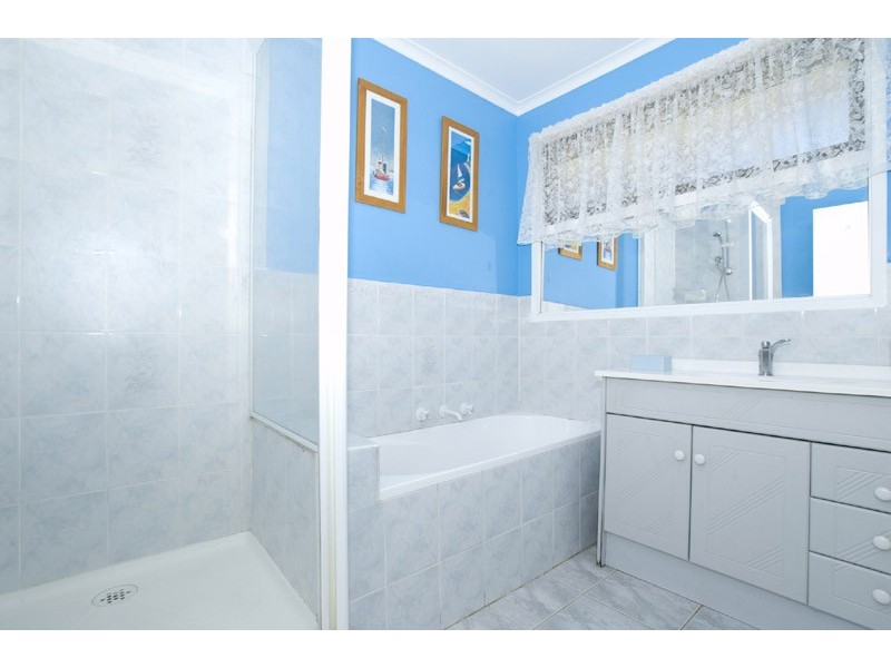 1 Aspen Court, Springvale South VIC 3172