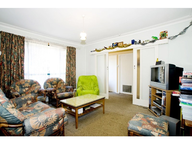 1A Ronald Avenue, Noble Park VIC 3174