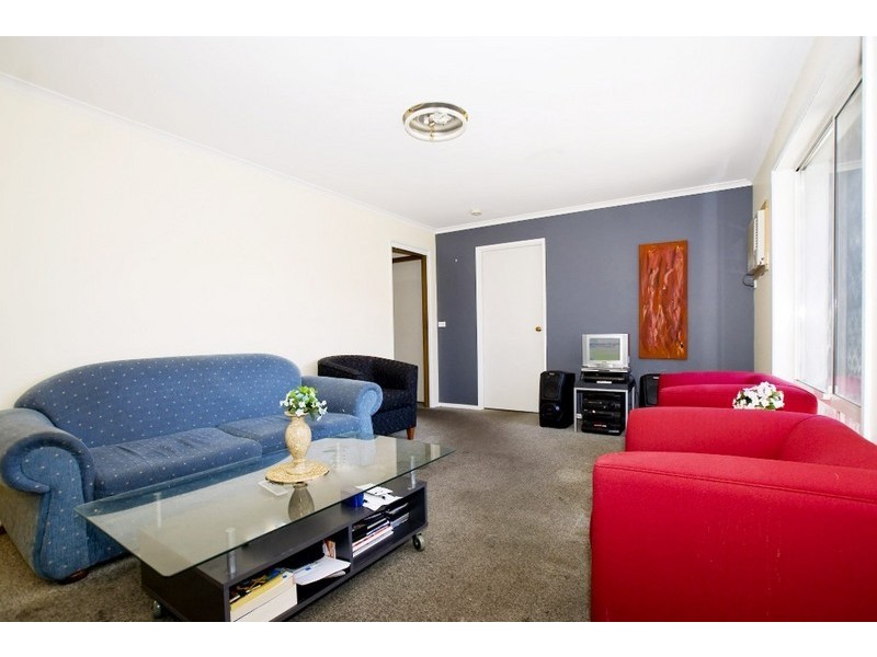 1B Ronald Avenue, Noble Park VIC 3174