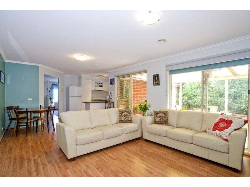 18 Domain Drive, Berwick VIC 3806