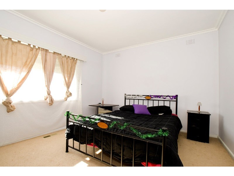 19 Callander Road, Noble Park VIC 3174