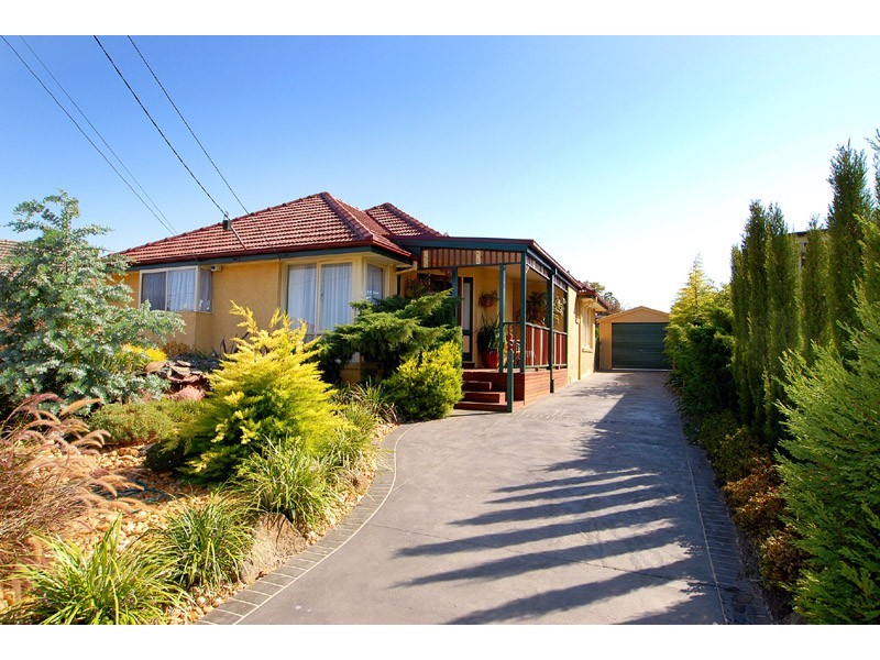 7 Warren Court, Dandenong North VIC 3175