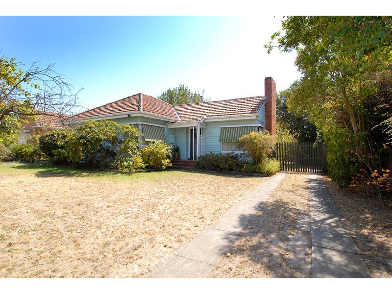15 Stephenson Street, Springvale VIC 3171