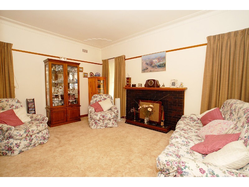 15 Stephenson Street, Springvale VIC 3171