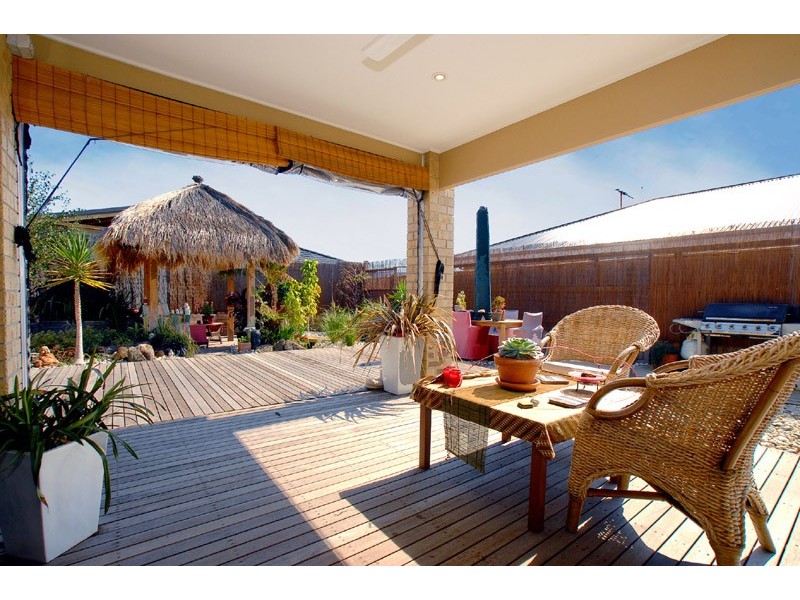 1 Greenfield Court, Cranbourne North VIC 3977