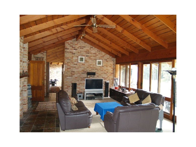 330 Lake Innes Drive, Wauchope NSW 2446