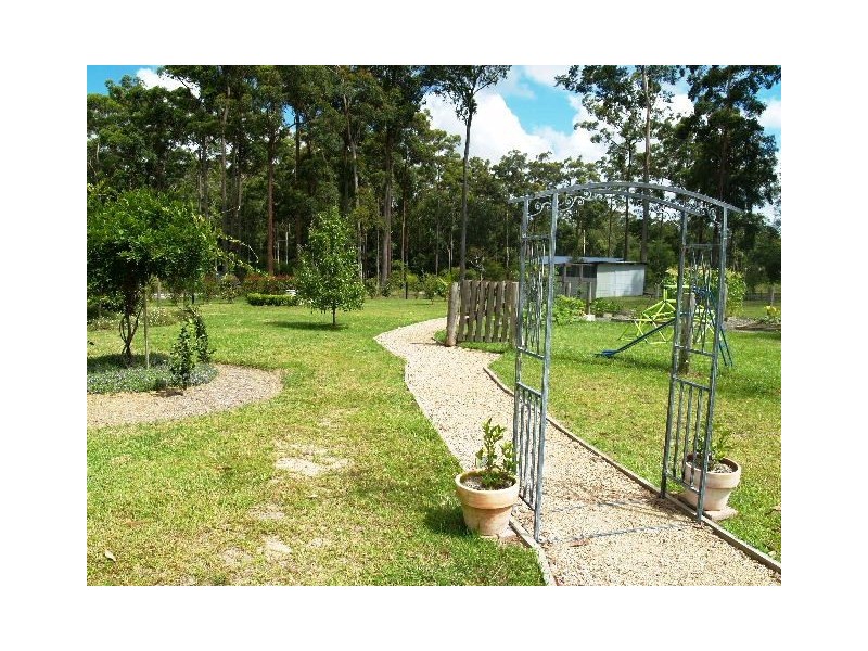 2 Reservoir Place, Wauchope NSW 2446