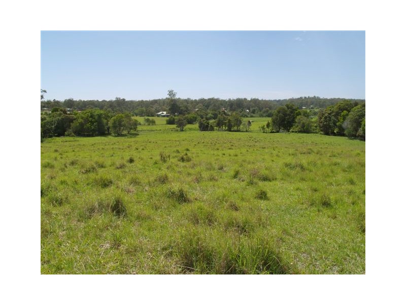 8 Sarahs Crescent, Wauchope NSW 2446