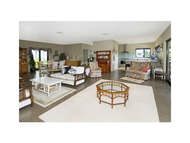 2 Manzanillo Drive, Wauchope NSW 2446