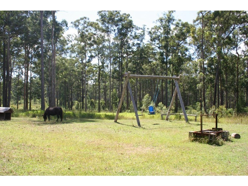 136 Upper Smiths Creek Road, Kundabung NSW 2441