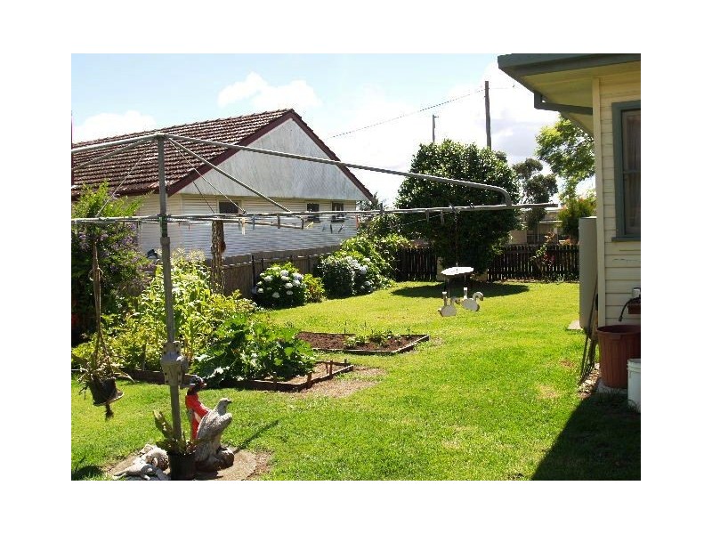 11 Elizabeth Street, Wauchope NSW 2446