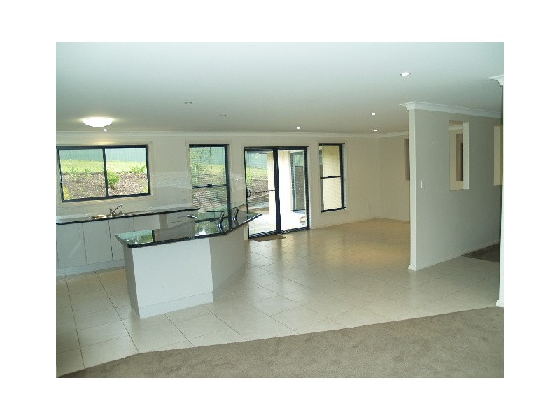 37 Riverbreeze Drive, Wauchope NSW 2446