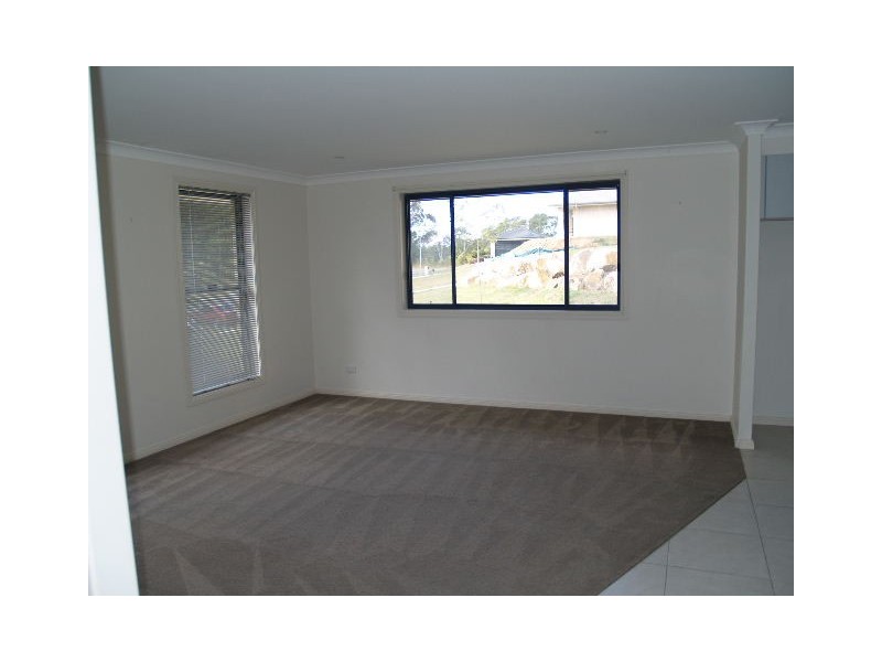 37 Riverbreeze Drive, Wauchope NSW 2446