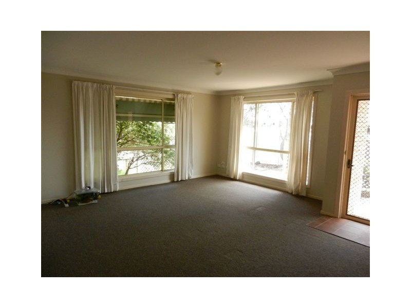 1 / 70 Fiona Crescent, Lake Cathie NSW 2445