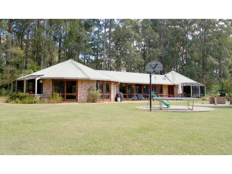 330 Lake Innes Drive, Lake Innes NSW 2446