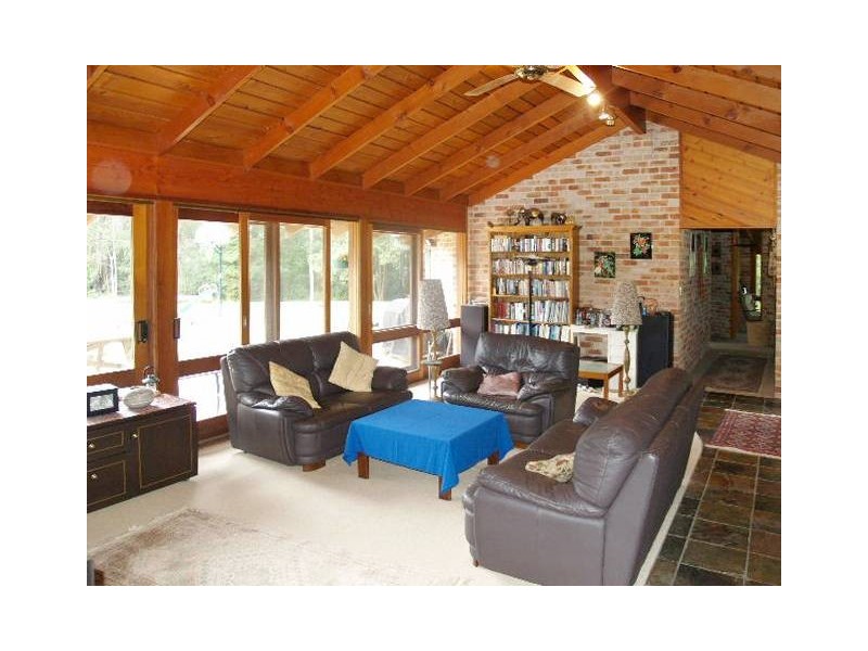 330 Lake Innes Drive, Lake Innes NSW 2446