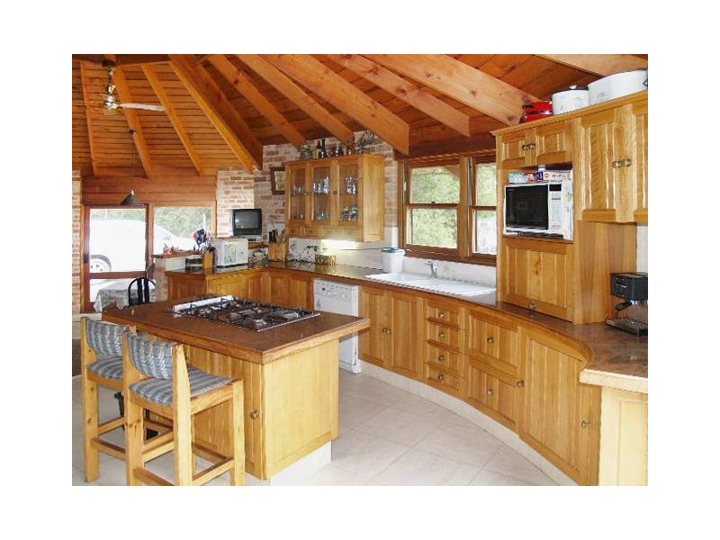 330 Lake Innes Drive, Lake Innes NSW 2446