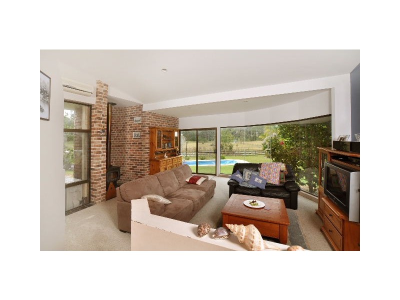 433 Lake Innes Drive, Lake Innes NSW 2446