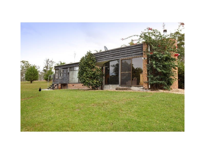 433 Lake Innes Drive, Lake Innes NSW 2446