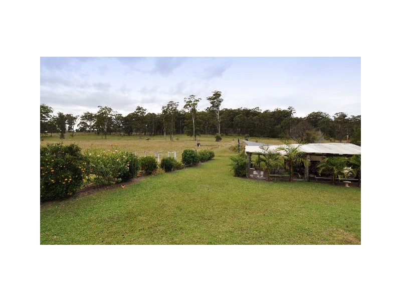 433 Lake Innes Drive, Lake Innes NSW 2446