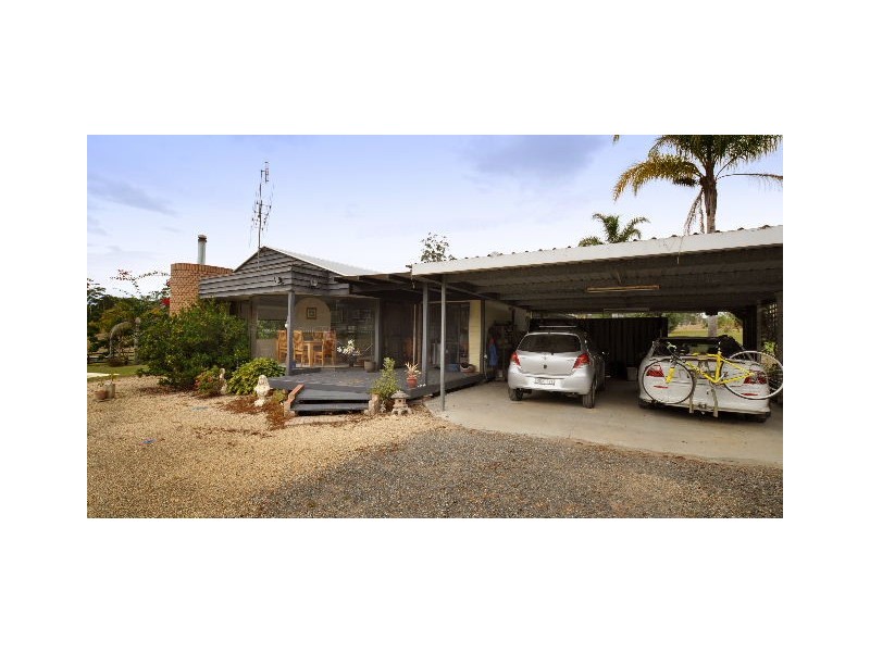 433 Lake Innes Drive, Lake Innes NSW 2446