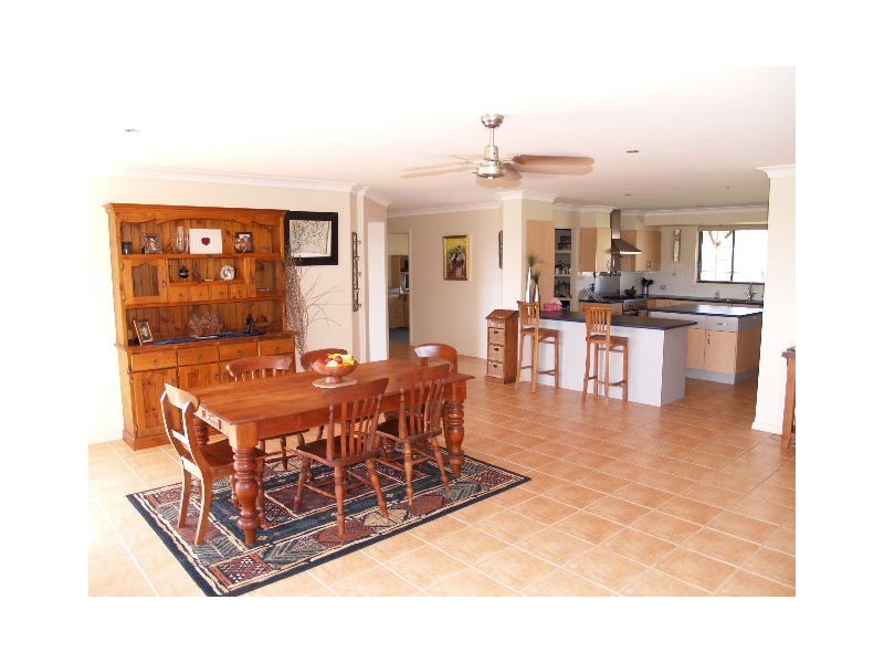 11 Warrigal Ridge Road, Sancrox NSW 2446