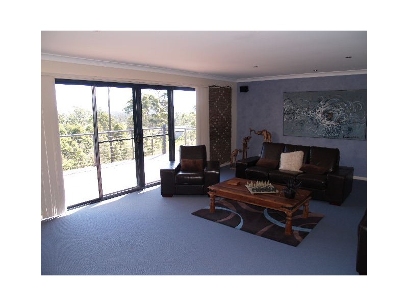 11 Warrigal Ridge Road, Sancrox NSW 2446