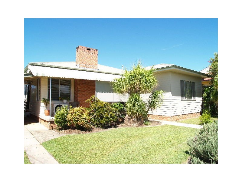 12 Morton Street, Wauchope NSW 2446