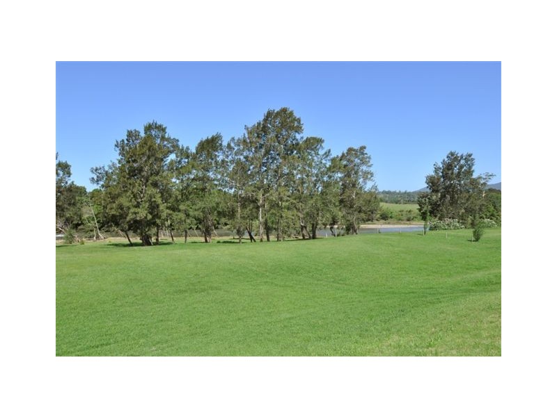 22 River Oaks Lane, Beechwood NSW 2446
