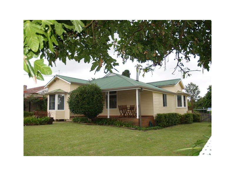 11 Graham Street, Wauchope NSW 2446
