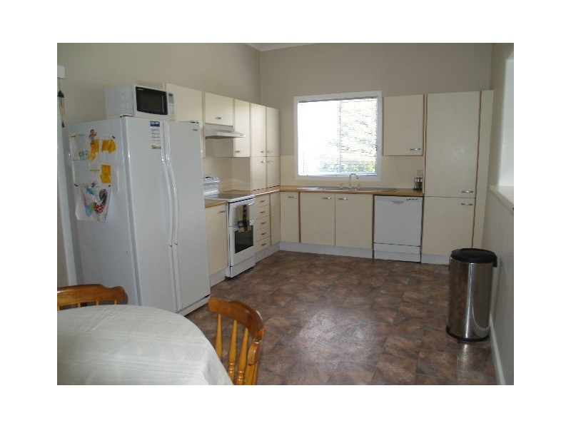 11 Graham Street, Wauchope NSW 2446