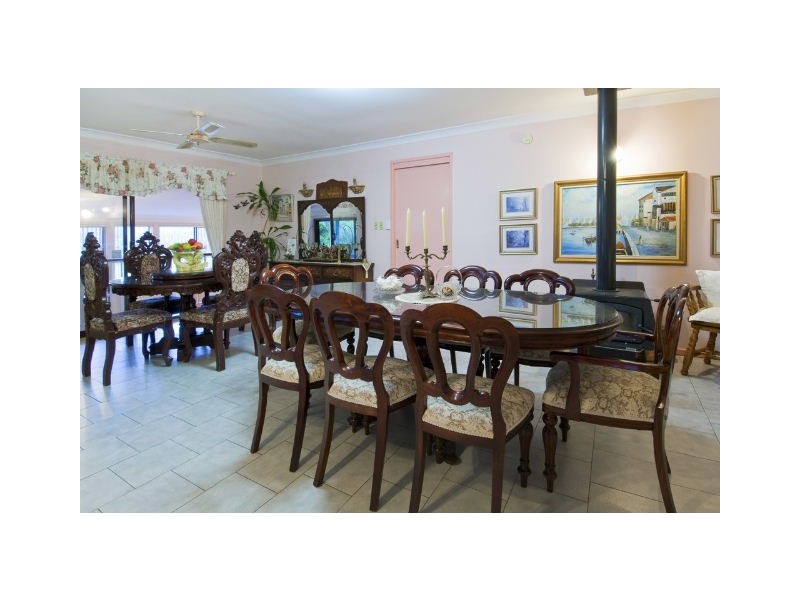 35 Sarahs Crescent, Wauchope NSW 2446