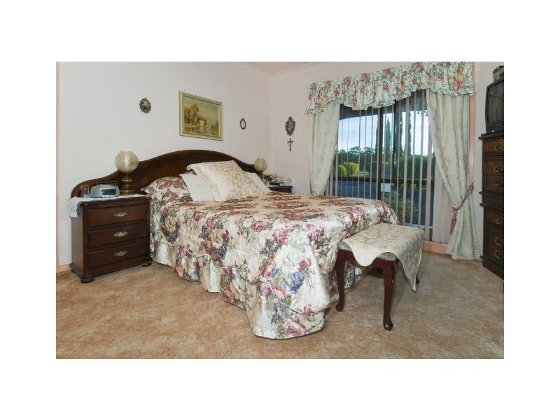 35 Sarahs Crescent, Wauchope NSW 2446