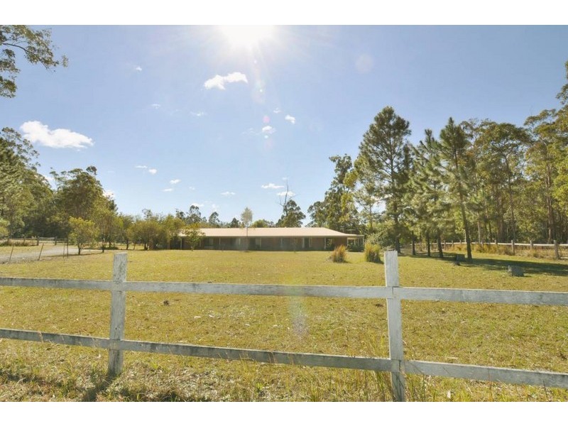 140 Crowther Drive, Kundabung NSW 2441