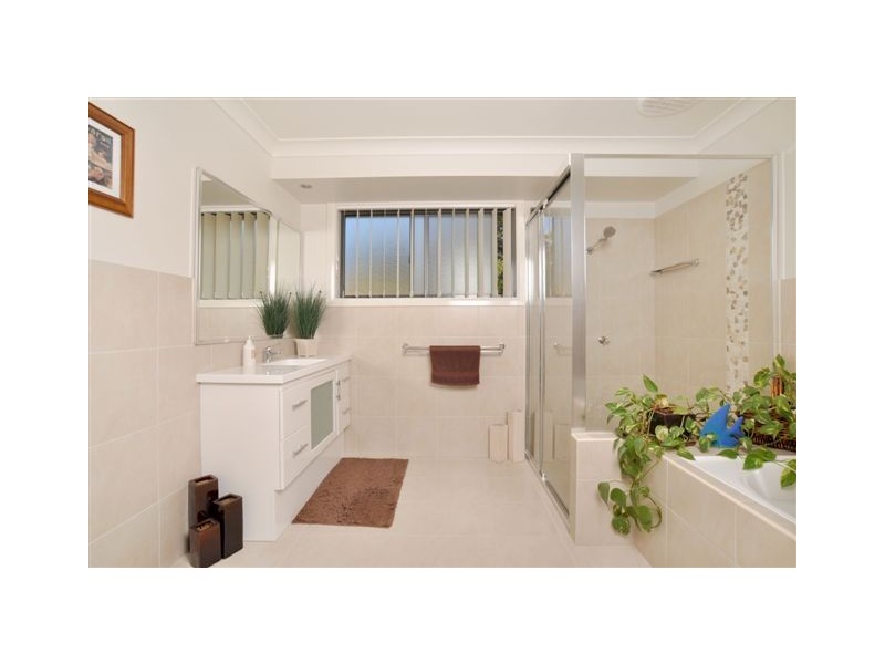 45 Erin Drive, King Creek NSW 2446