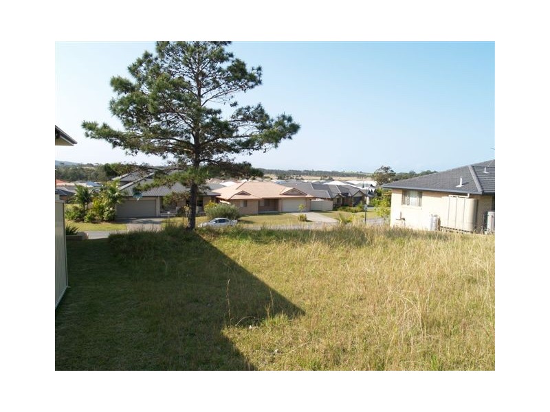 12 Rainbow Beach Drive, Bonny Hills NSW 2445