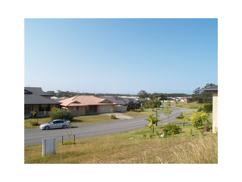 12 Rainbow Beach Drive, Bonny Hills NSW 2445