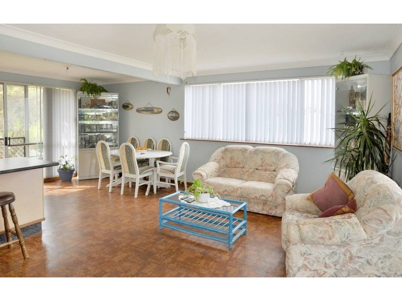 77 Chepana Street, Lake Cathie NSW 2445