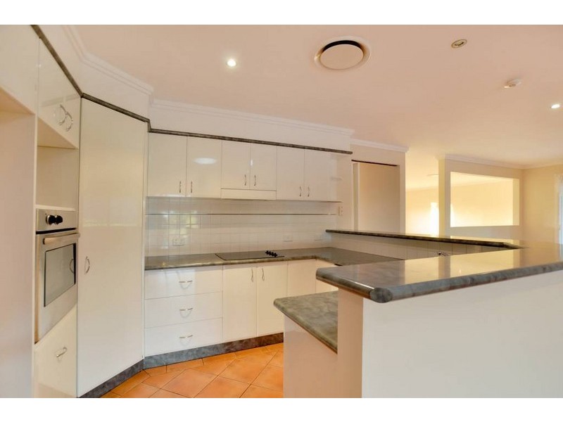 4 Crystal Court, Port Macquarie NSW 2444