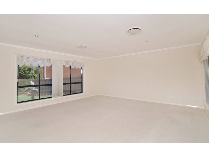 4 Crystal Court, Port Macquarie NSW 2444