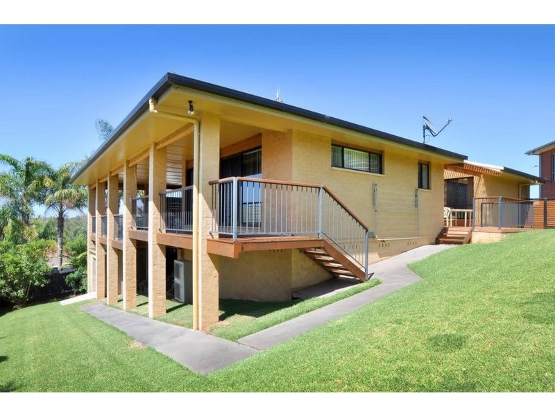 4 Crystal Court, Port Macquarie NSW 2444