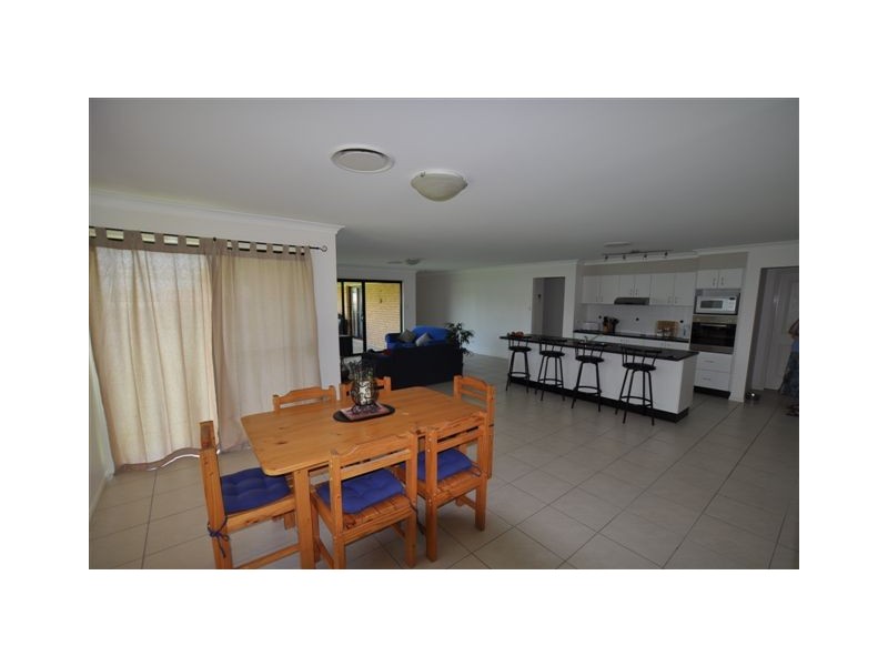 52 Riverbreeze Dr, Wauchope NSW 2446