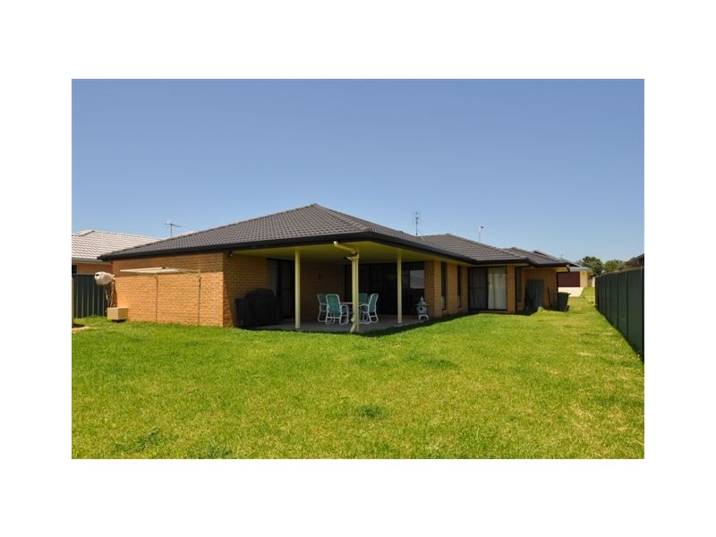 52 Riverbreeze Dr, Wauchope NSW 2446