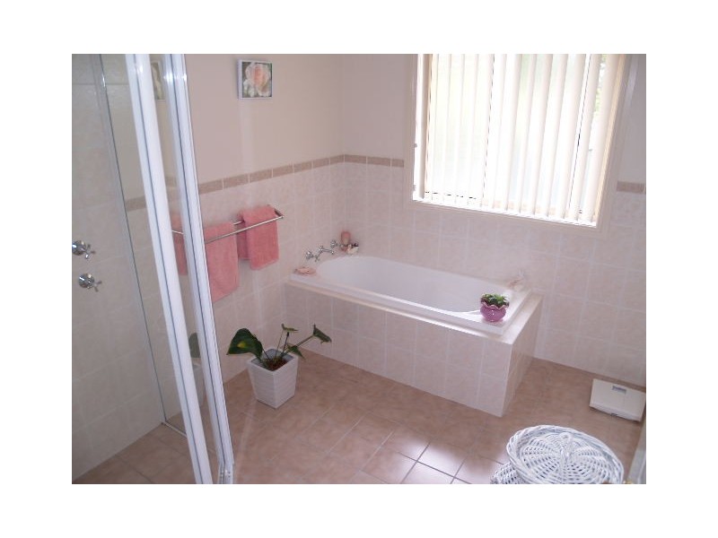 2 Millwood Place, Wauchope NSW 2446