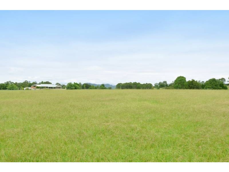 9 Ennis Road, Wauchope NSW 2446