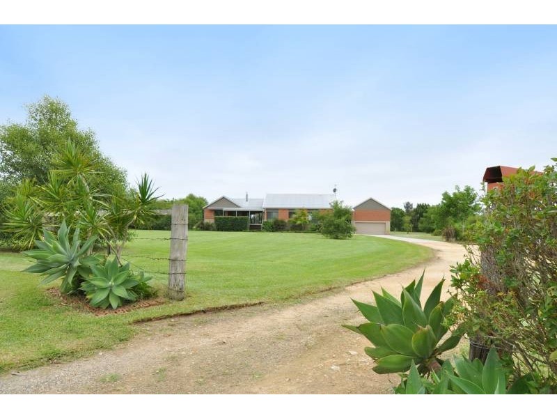 9 Ennis Road, Wauchope NSW 2446